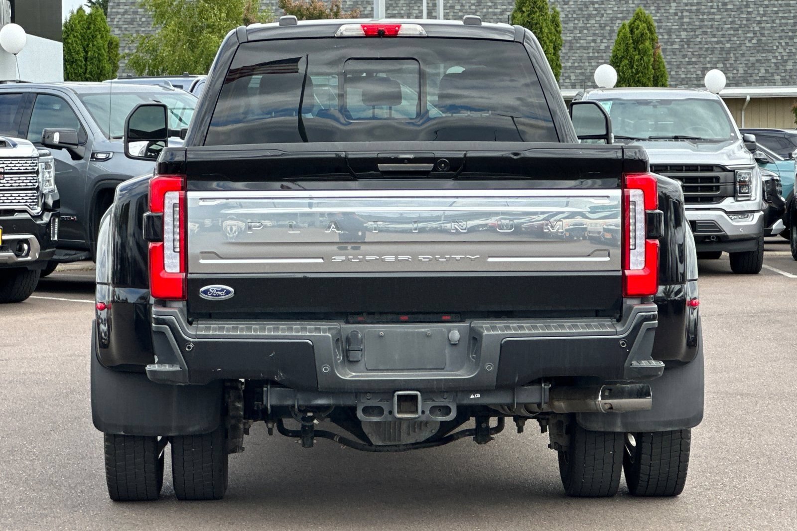 Used 2023 Ford F450 Platinum w/ FX4 Off-Road Package AWD/4WD image 5