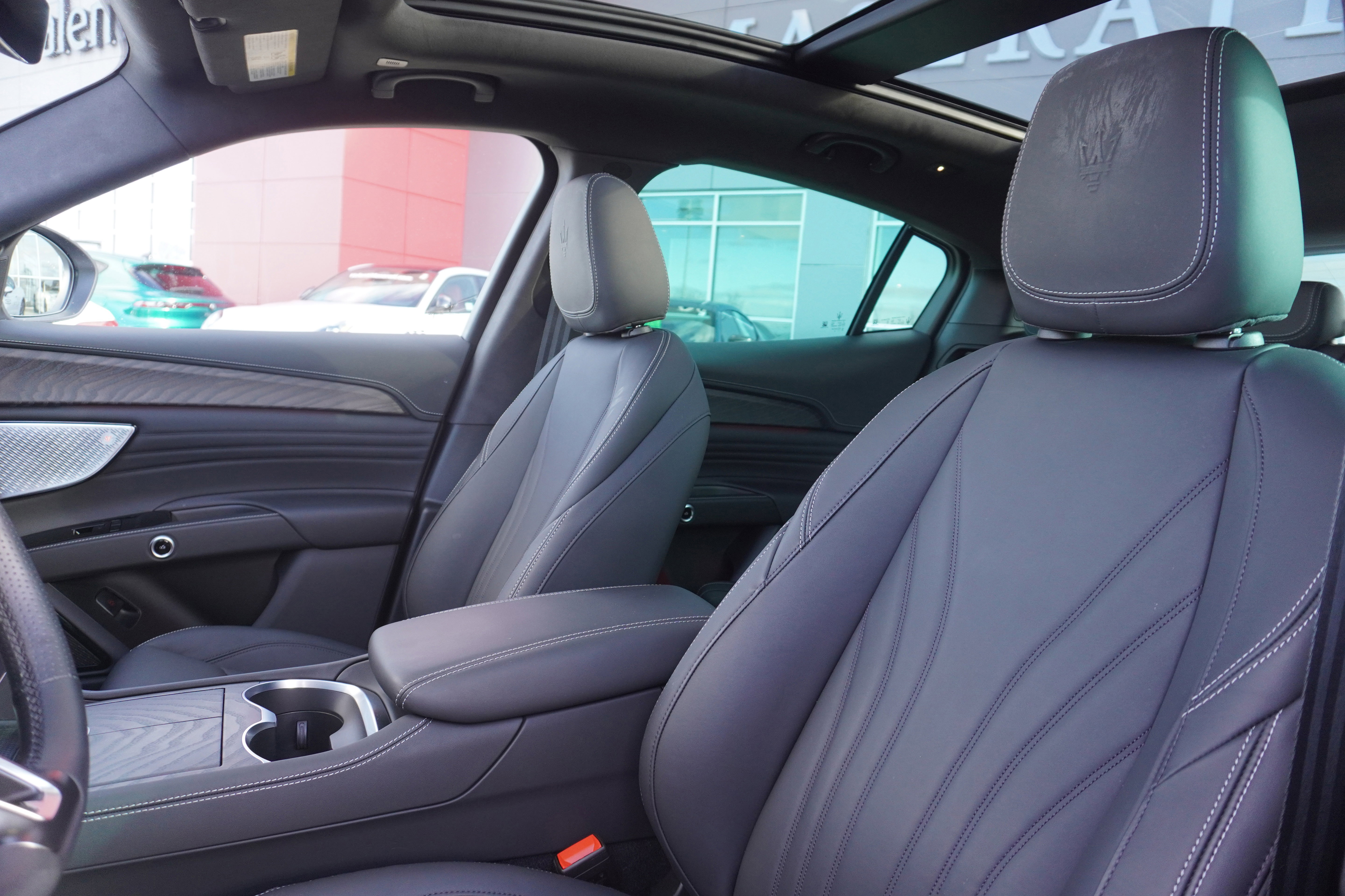 New 2025 Maserati Grecale GT image 16