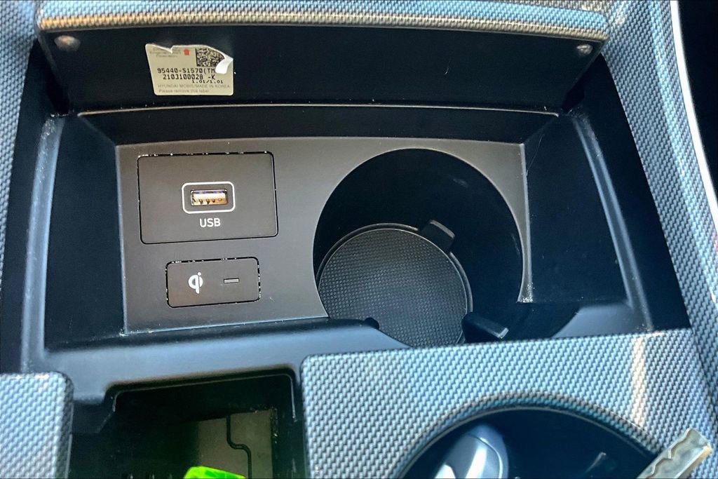 Used 2021 Hyundai Santa Fe SEL w/ Convenience Package image 18