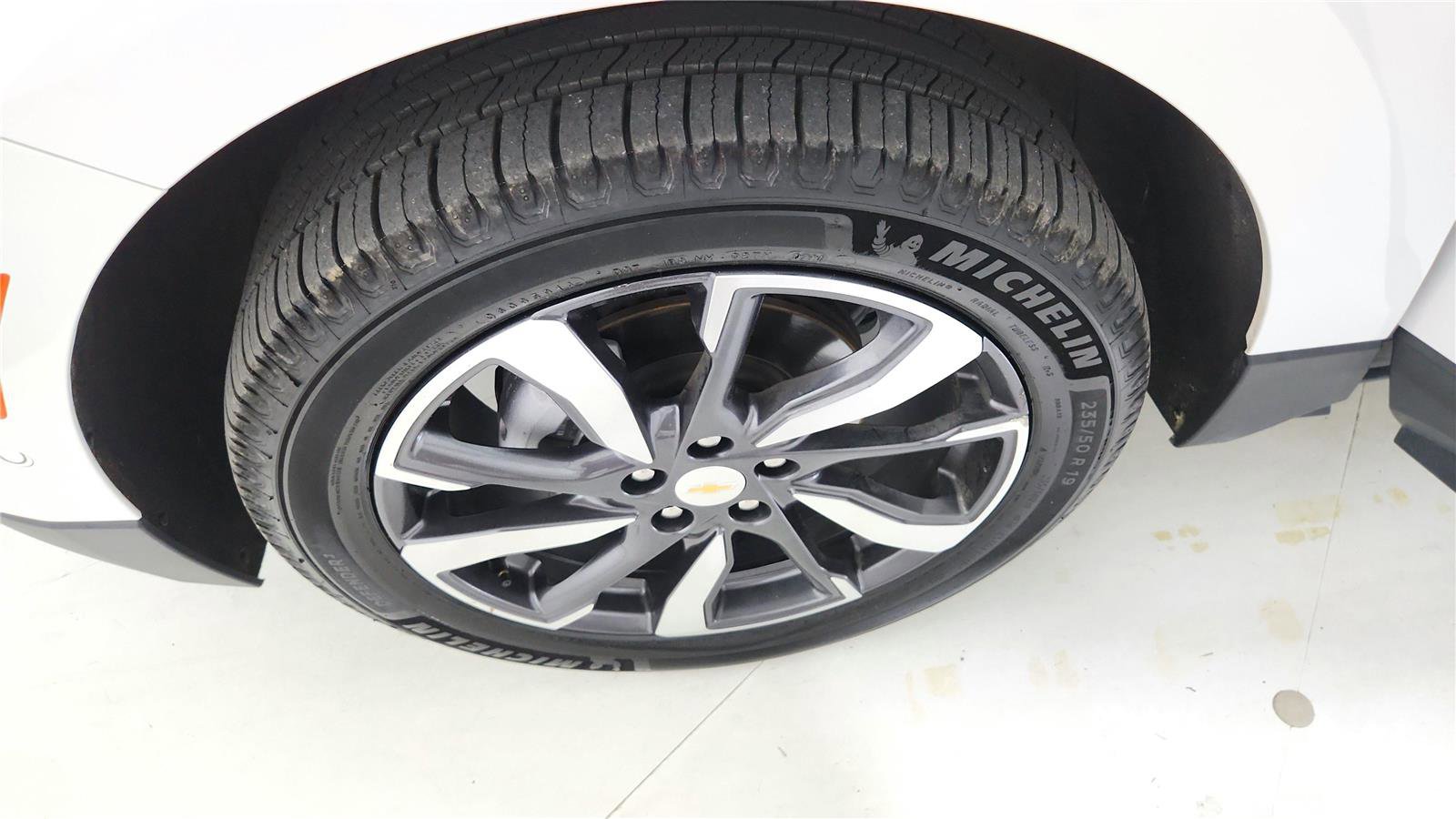 Used 2024 Chevrolet Equinox Premier AWD/4WD image 30