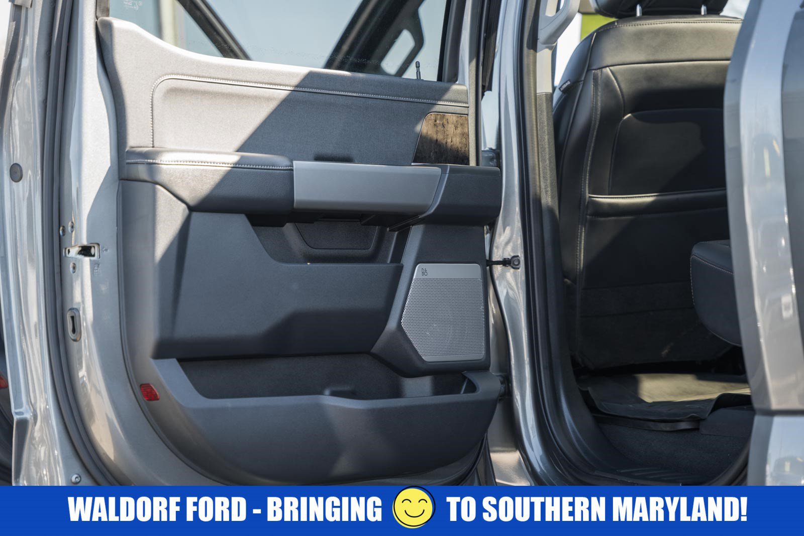 Used 2025 Ford F250 Lariat w/ Lariat Ultimate Package image 45