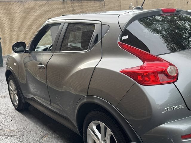 Used 2012 Nissan Juke SL AWD/4WD image 32
