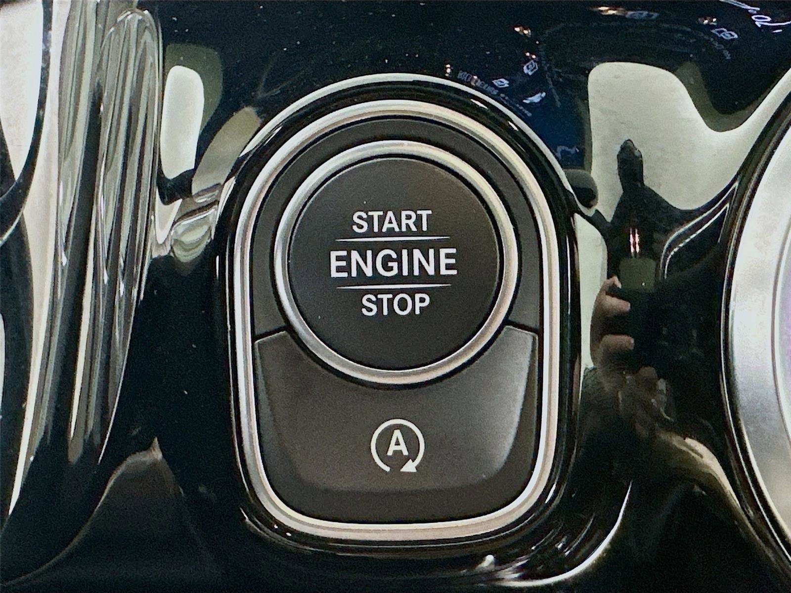 Certified 2023 Mercedes-Benz GLA 250 4MATIC w/ Premium Package image 16