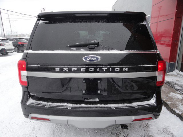 Used 2024 Ford Expedition XLT image 7