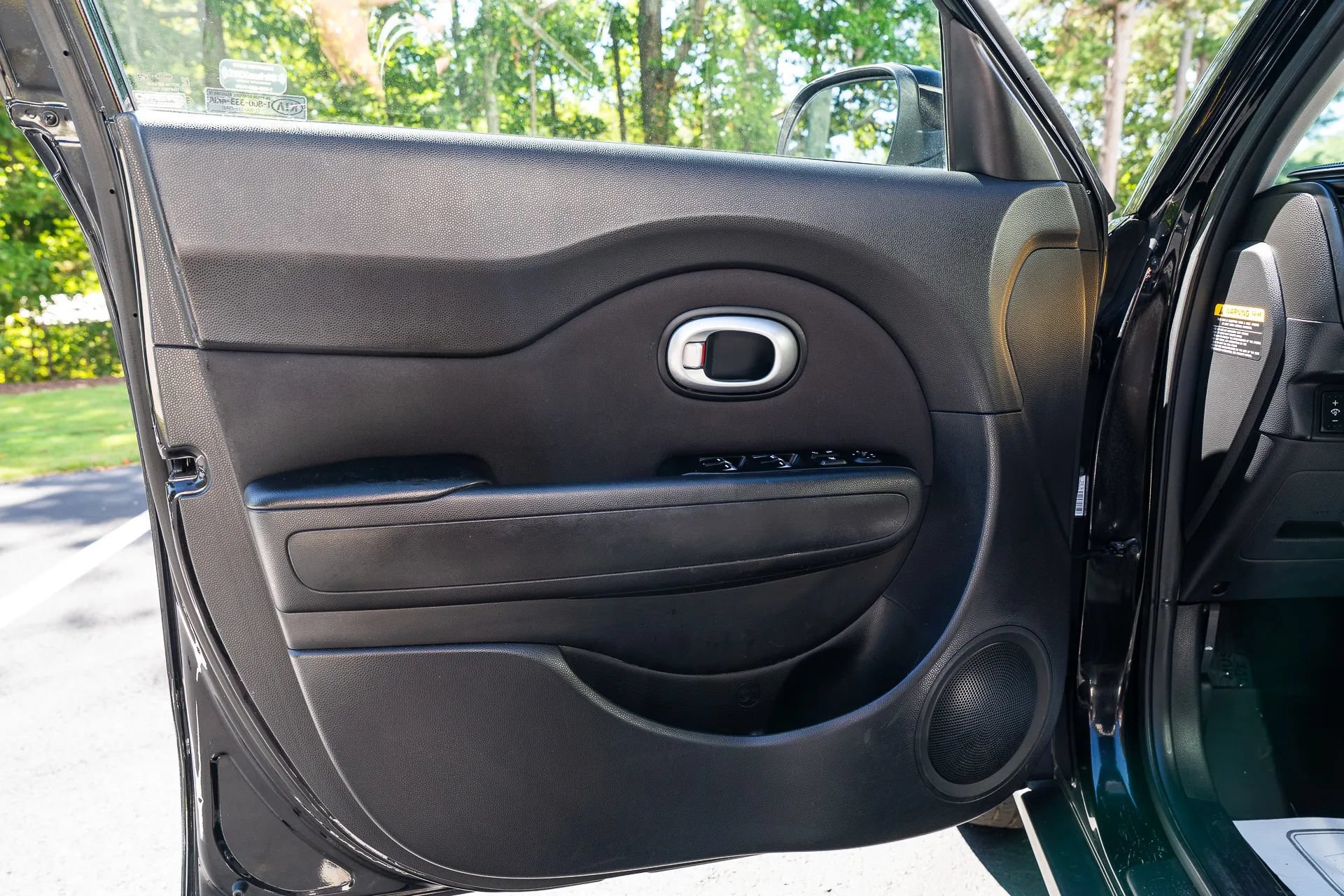 Used 2017 Kia Soul FWD image 21