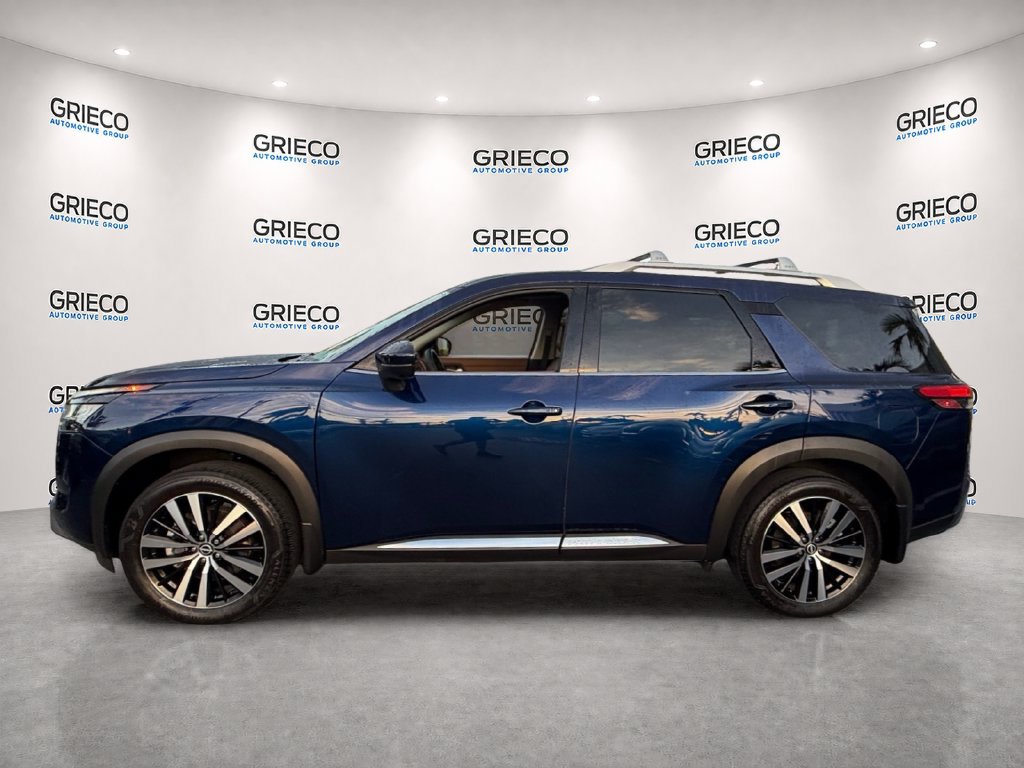 Used 2024 Nissan Pathfinder Platinum FWD image 4