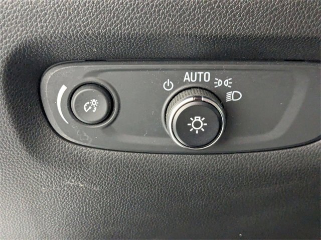 Certified 2023 Chevrolet Traverse LS image 14