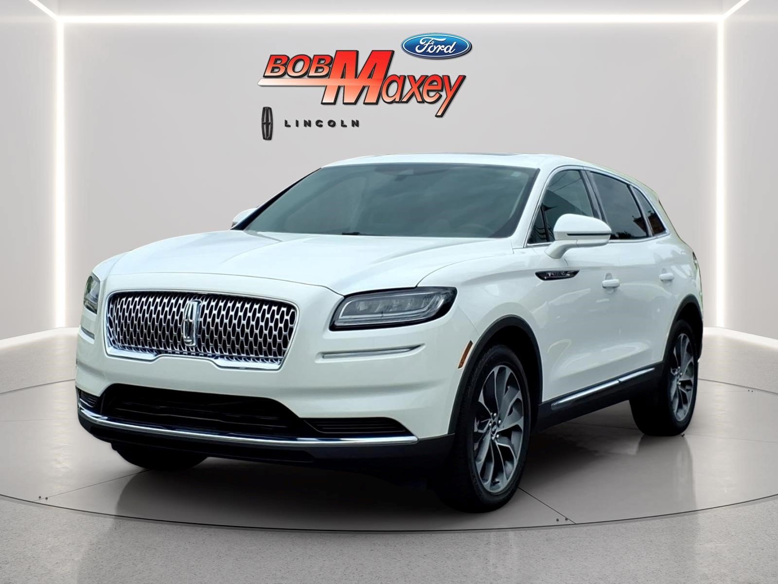 Used 2023 Lincoln Nautilus Reserve