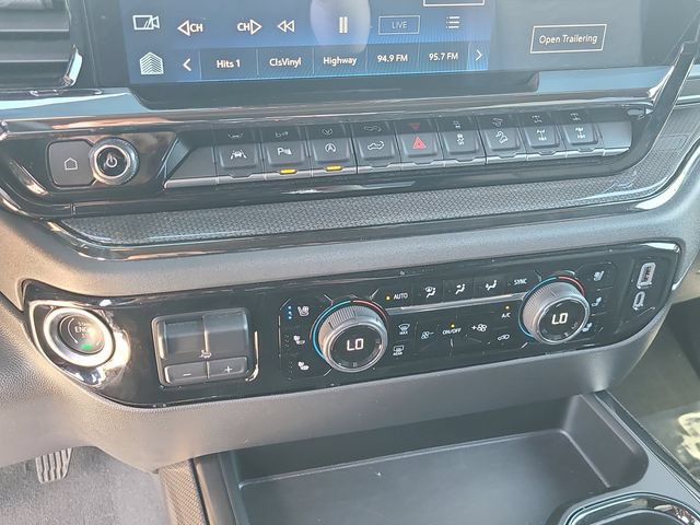 Used 2024 Chevrolet Silverado 1500 ZR2 w/ Technology Package AWD/4WD image 31