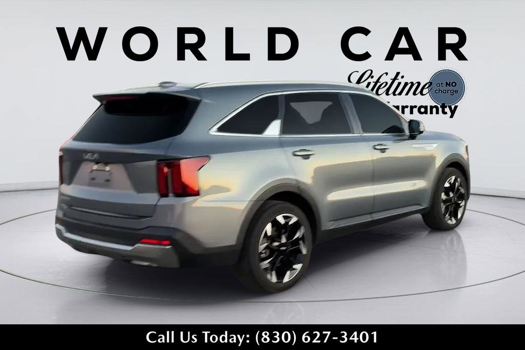 Used 2024 Kia Sorento EX w/ Panoramic Sunroof Package FWD image 15