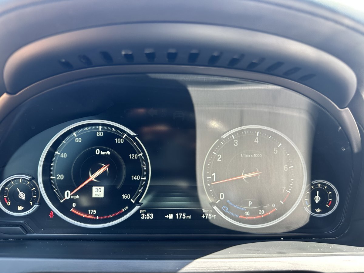 Used 2014 BMW 750Li RWD image 37