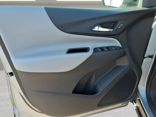Used 2024 Chevrolet Equinox LS w/ LS Convenience Package FWD image 14