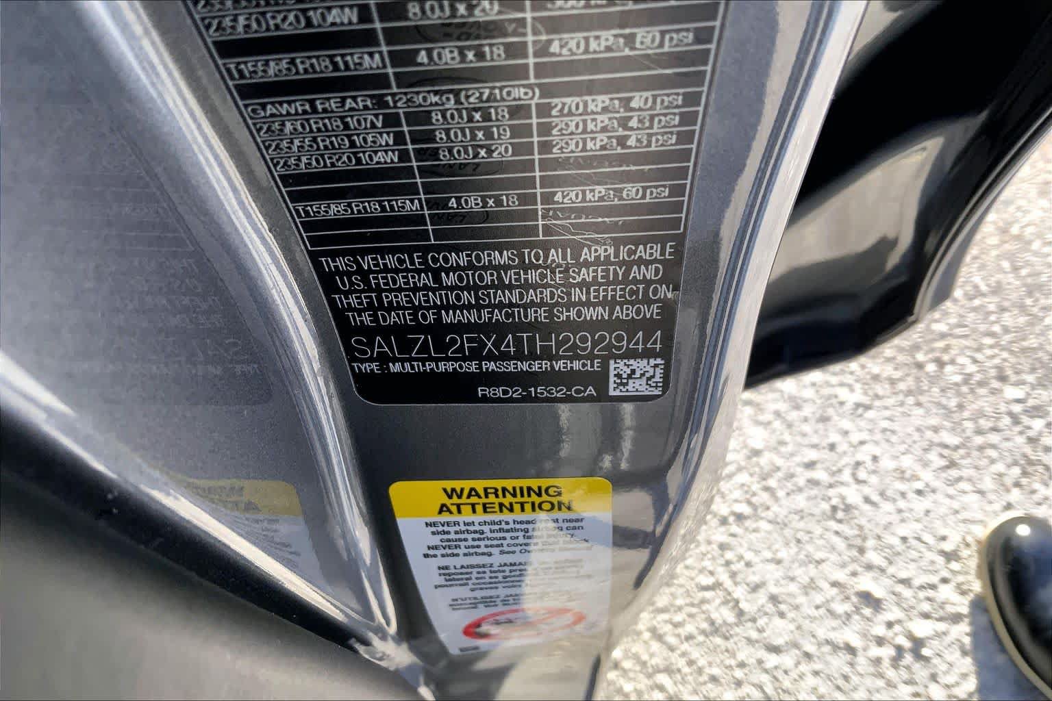 Used 2026 Land Rover Range Rover Evoque Dynamic SE AWD/4WD image 61