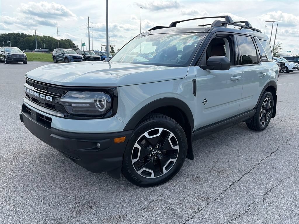 Used 2023 Ford Bronco Sport Outer Banks w/ Tech Package AWD/4WD image 3