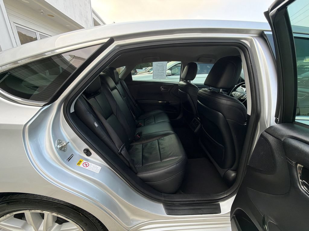 Used 2013 Toyota Avalon XLE FWD image 35