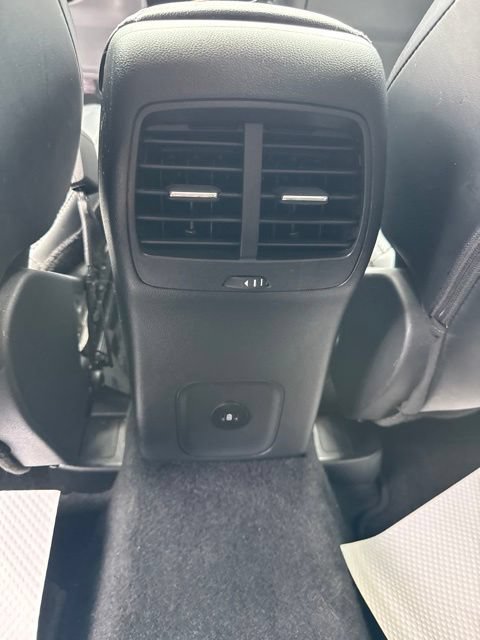 Used 2025 Ford Escape Platinum AWD/4WD image 22