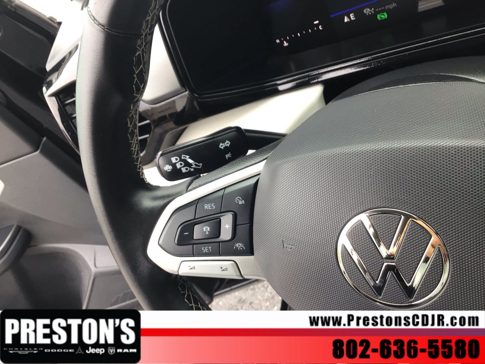 Used 2025 Volkswagen Taos S AWD/4WD image 18