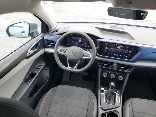 Certified 2023 Volkswagen Taos SE w/ Panoramic Sunroof Package FWD image 7
