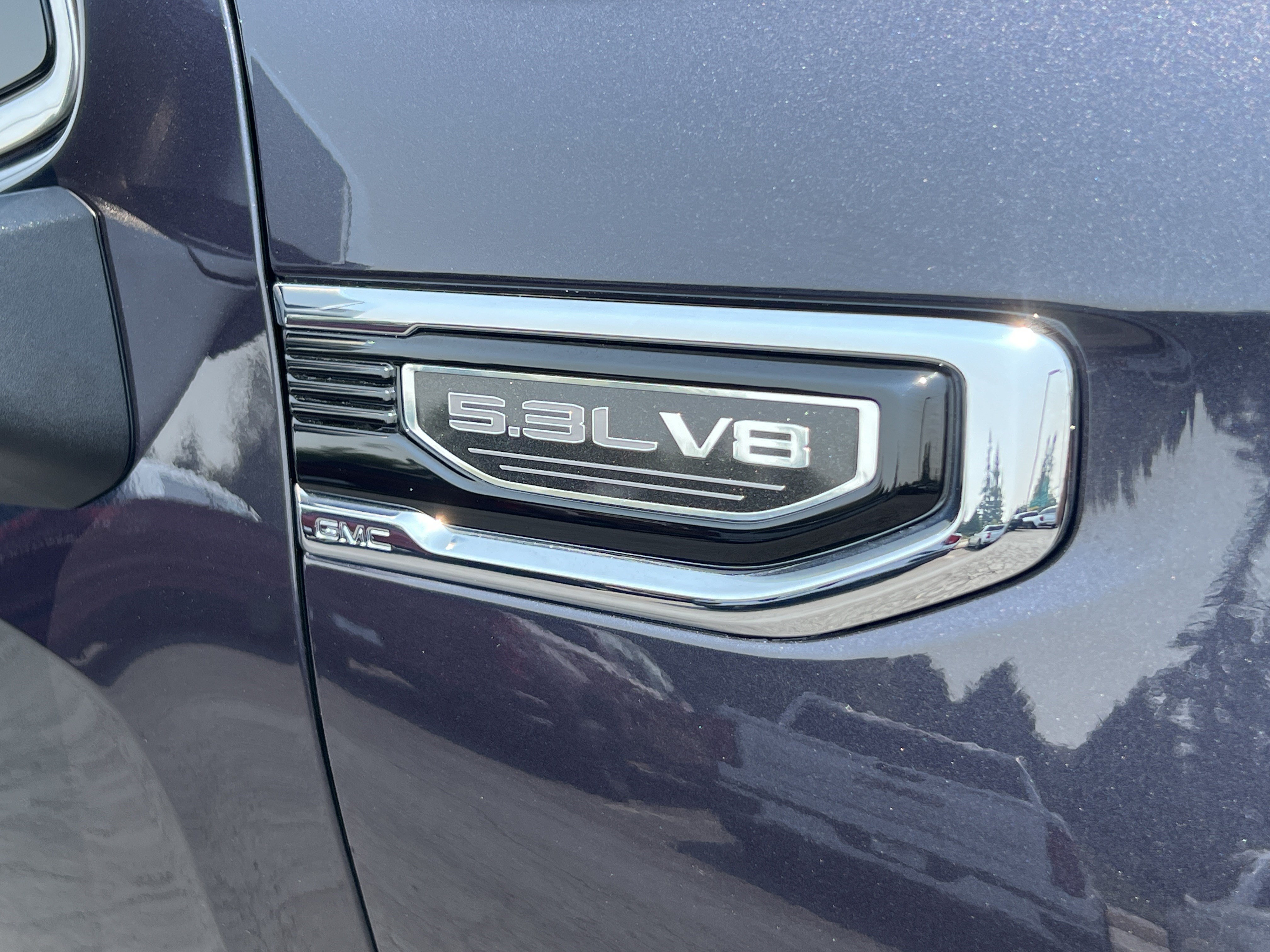 Used 2025 GMC Sierra 1500 SLT w/ SLT Premium Package AWD/4WD image 10