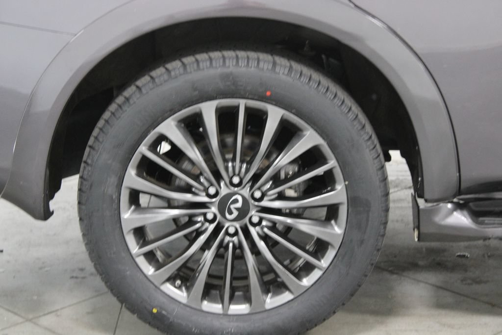 Used 2024 INFINITI QX80 Premium Select w/ Cargo Package AWD/4WD image 14