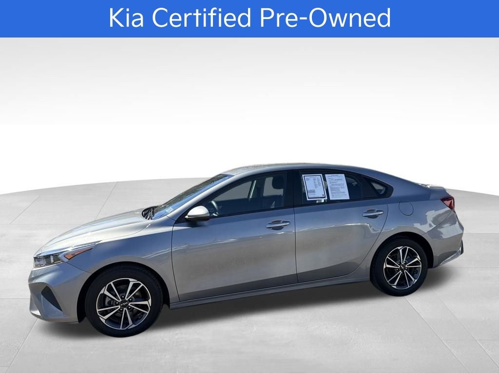 Certified 2022 Kia Forte LXS image 5