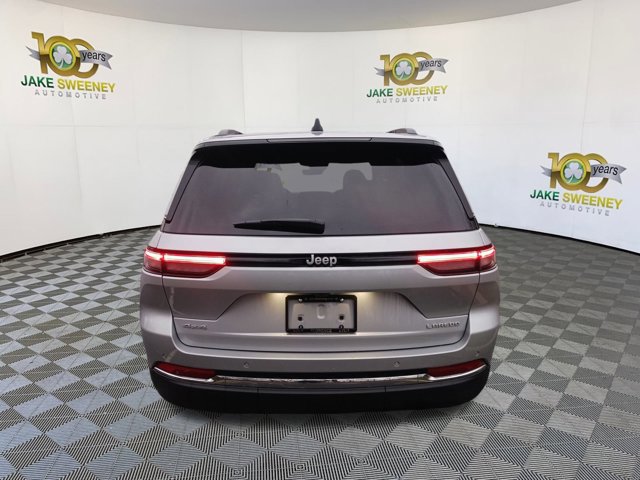 Used 2025 Jeep Grand Cherokee Laredo X w/ Luxury Tech Group I image 9