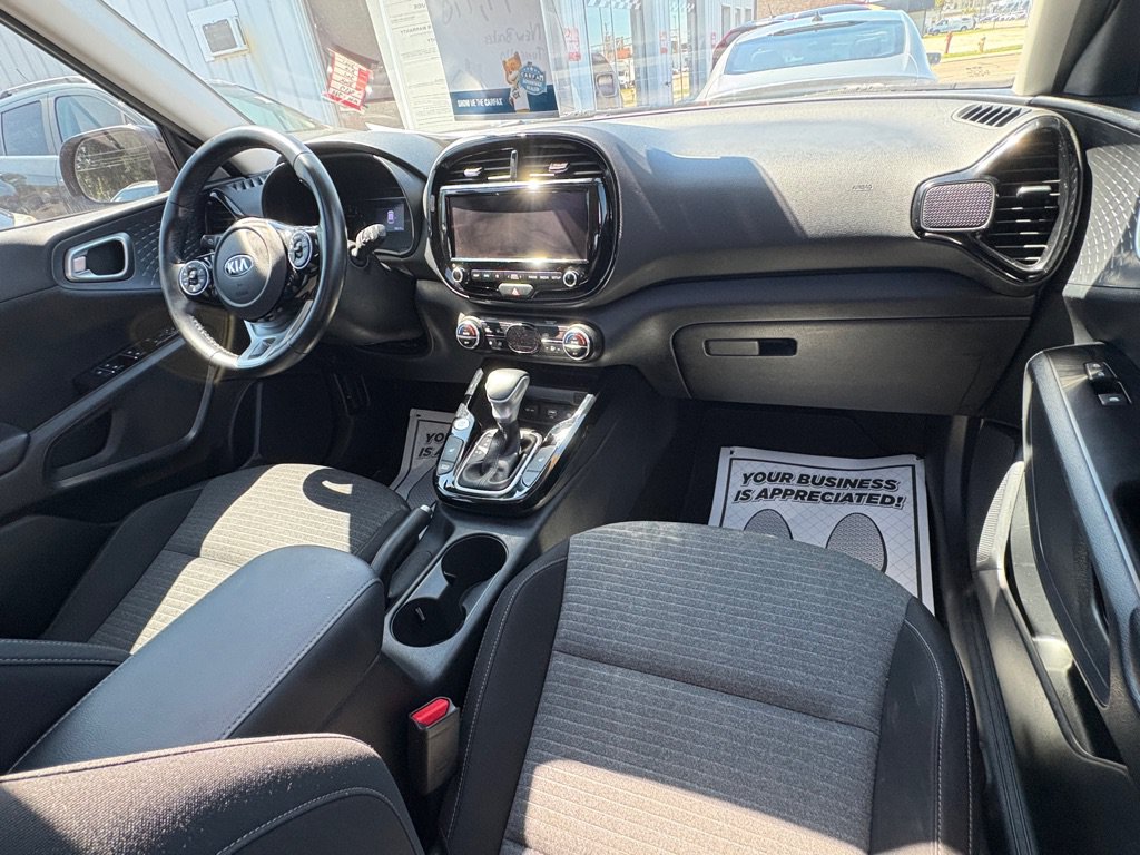 Used 2021 Kia Soul EX FWD image 17