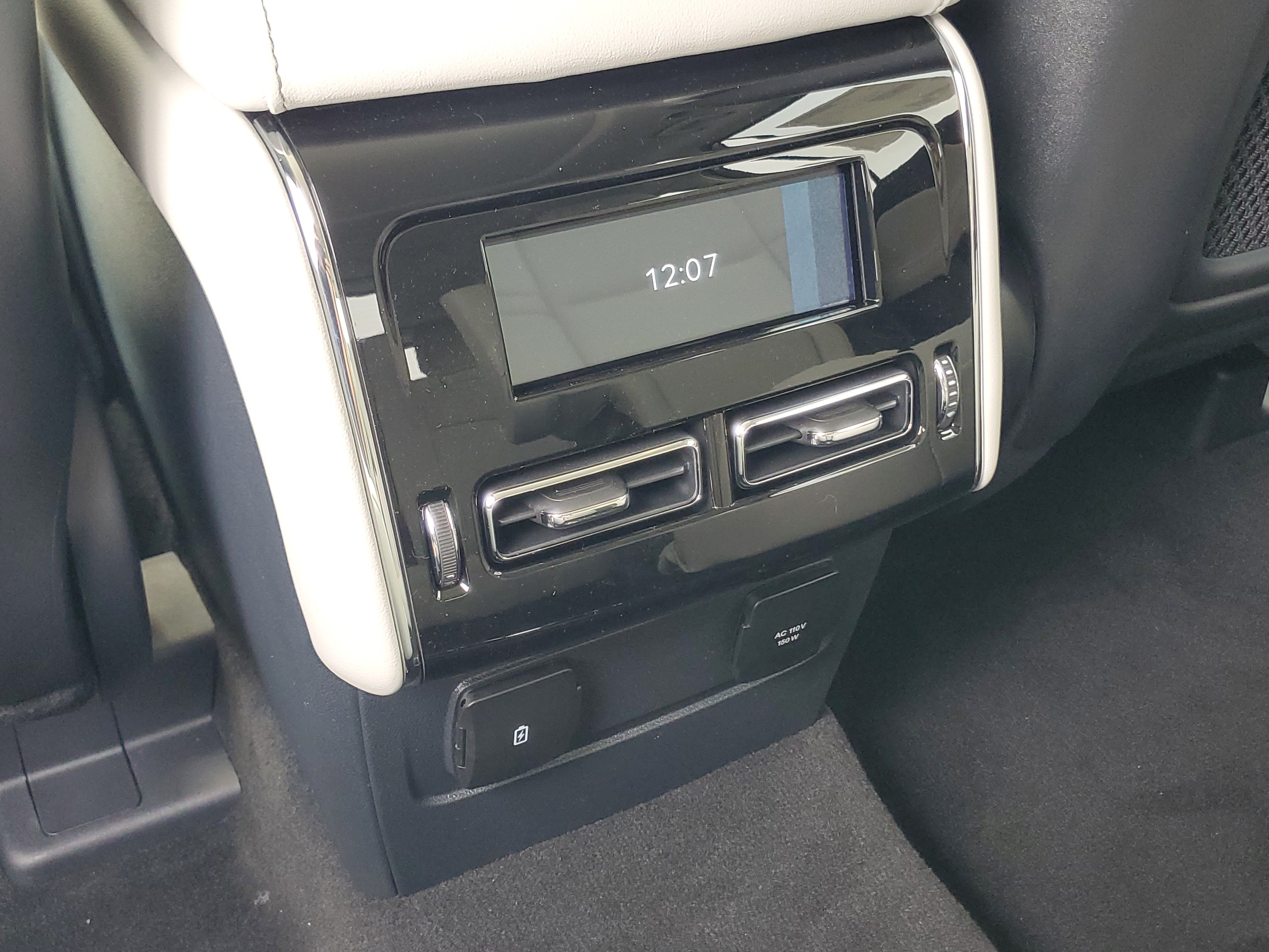 New 2026 Lincoln Aviator AWD image 25