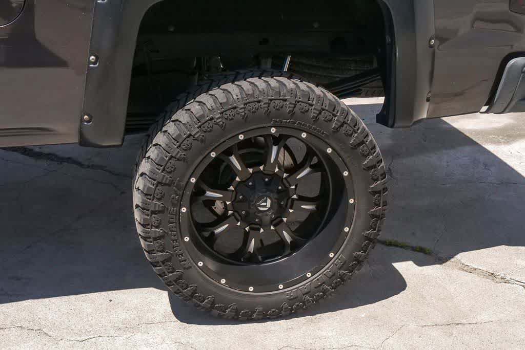 Used 2014 Chevrolet Silverado 1500 LT AWD/4WD image 6