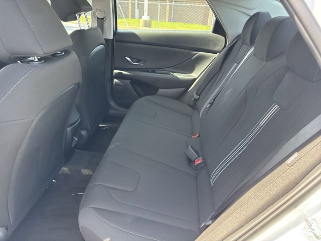 New 2026 Hyundai Elantra Blue image 21