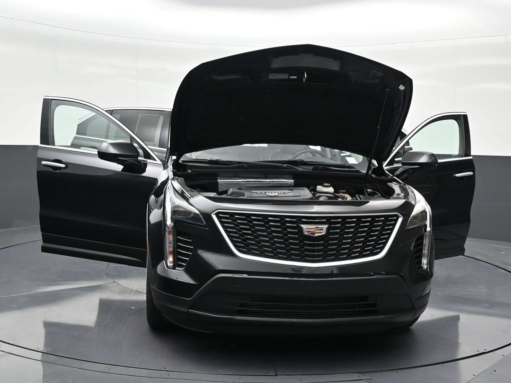 Used 2022 Cadillac XT4 Luxury w/ Driver Awareness Package FWD image 33