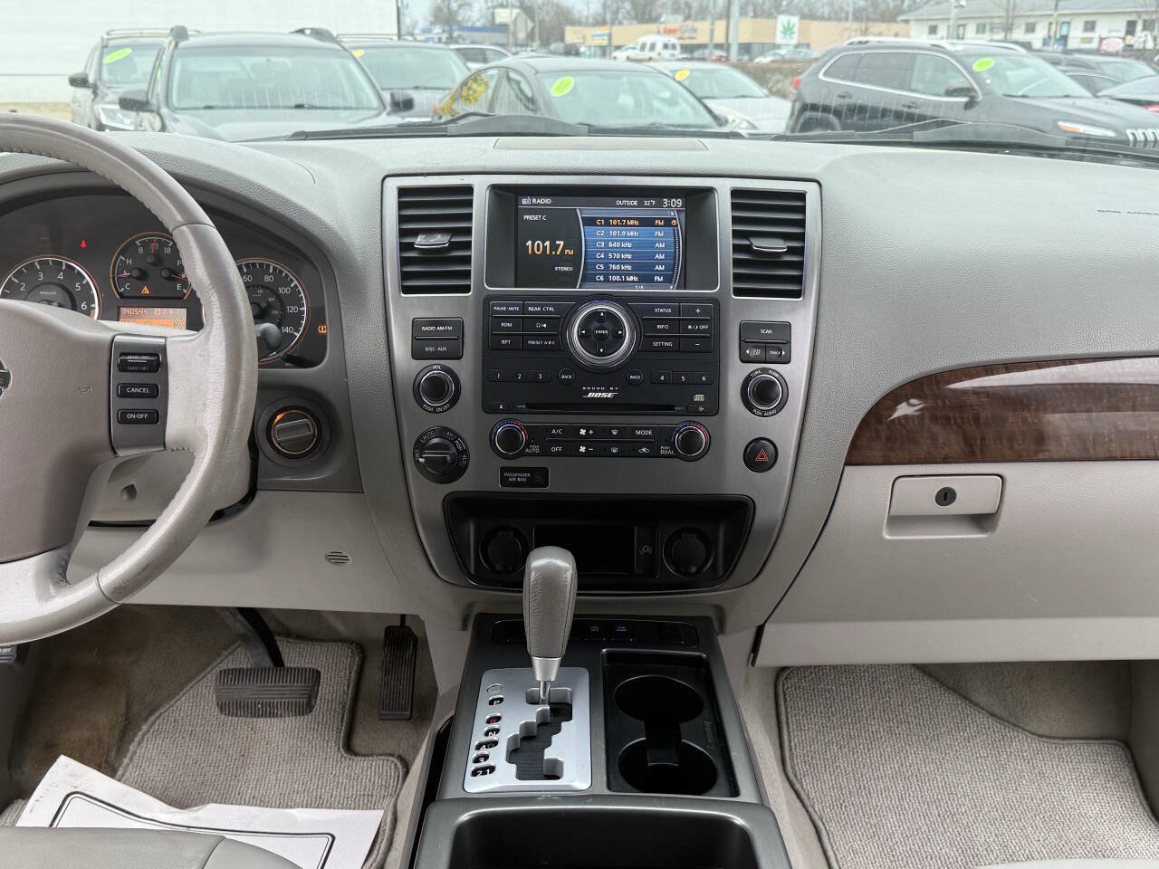 Used 2010 Nissan Armada Titanium AWD/4WD image 12