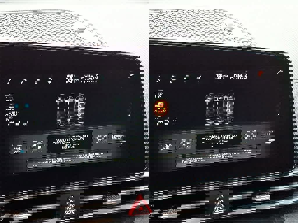 Used 2023 Hyundai Elantra SEL w/ Convenience Package image 17