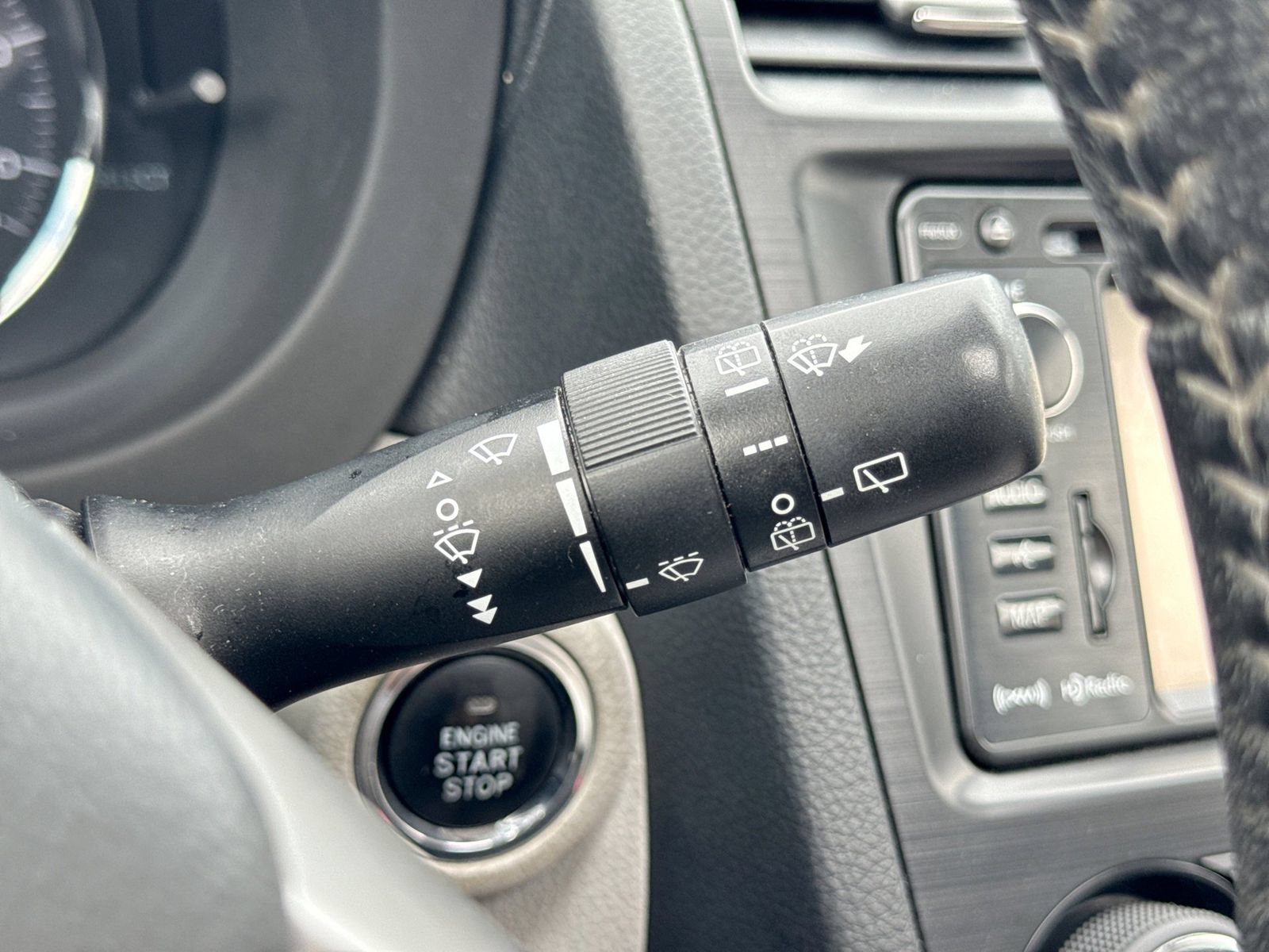 Used 2014 Subaru Forester 2.5i Touring AWD/4WD image 27