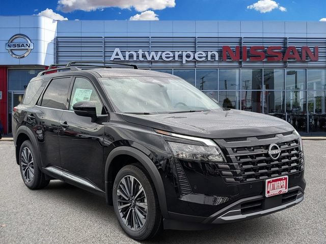 New 2026 Nissan Pathfinder Platinum w/ Cargo Package