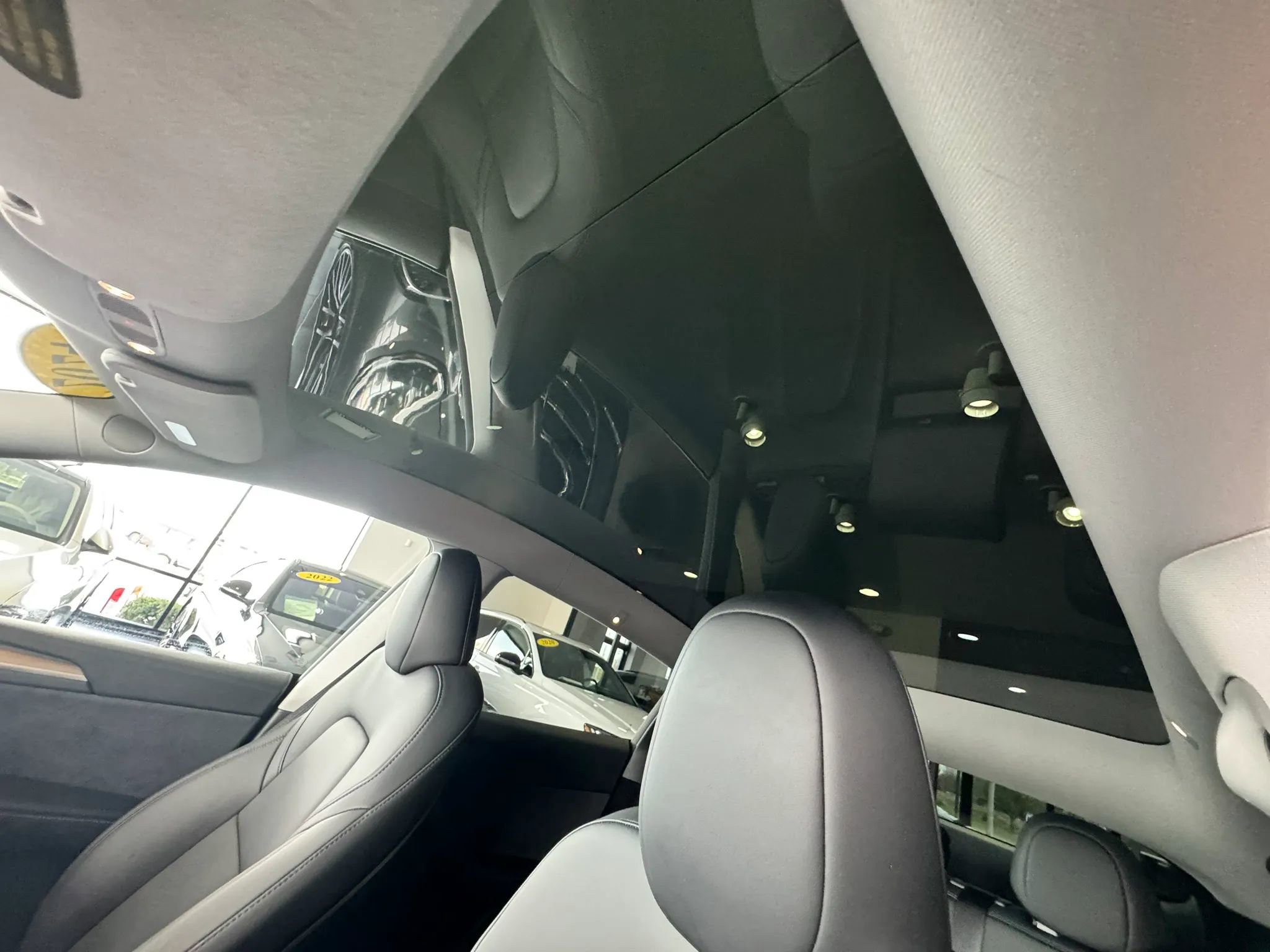 Used 2024 Tesla Model Y Long Range image 33