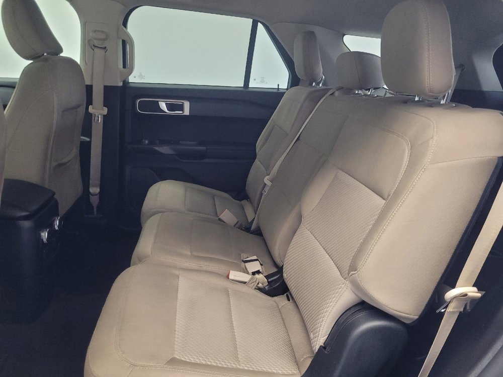 Used 2021 Ford Explorer 2WD image 18