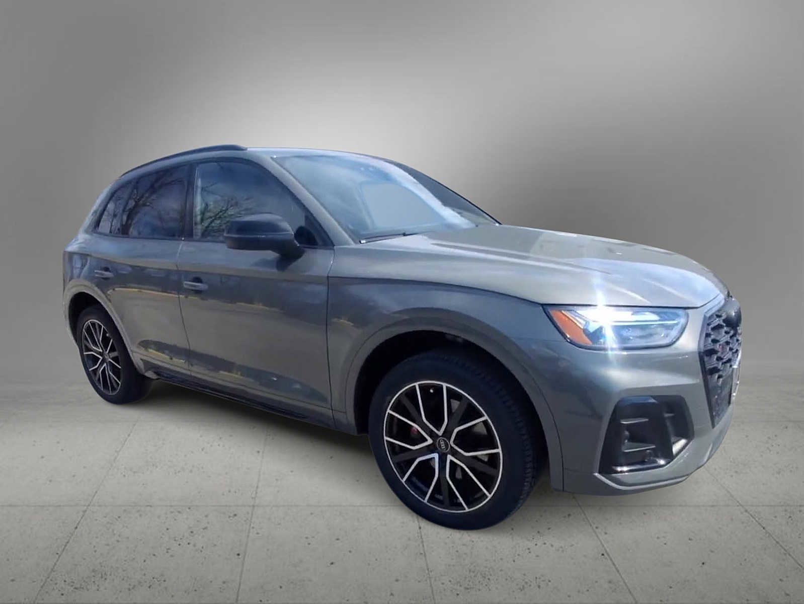 Used 2023 Audi SQ5 Premium Plus w/ Premium Plus Package video 2