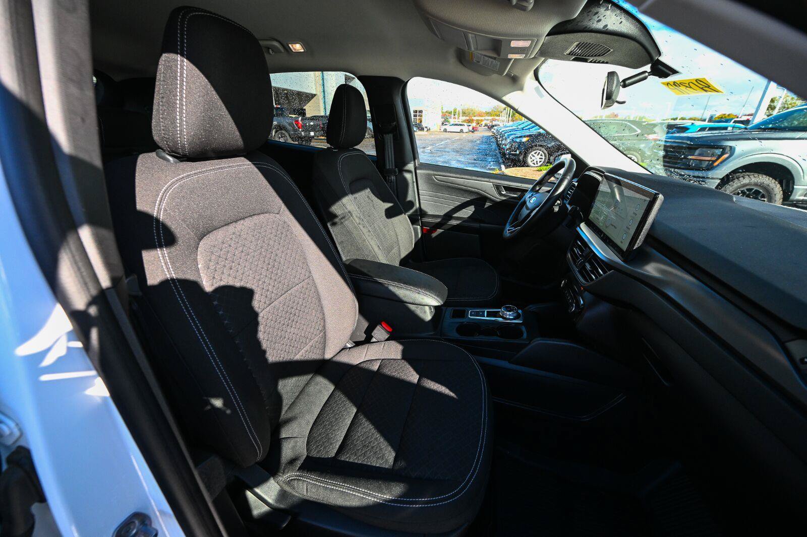 Used 2024 Ford Escape Active w/ Tech Pack #1 AWD/4WD image 26