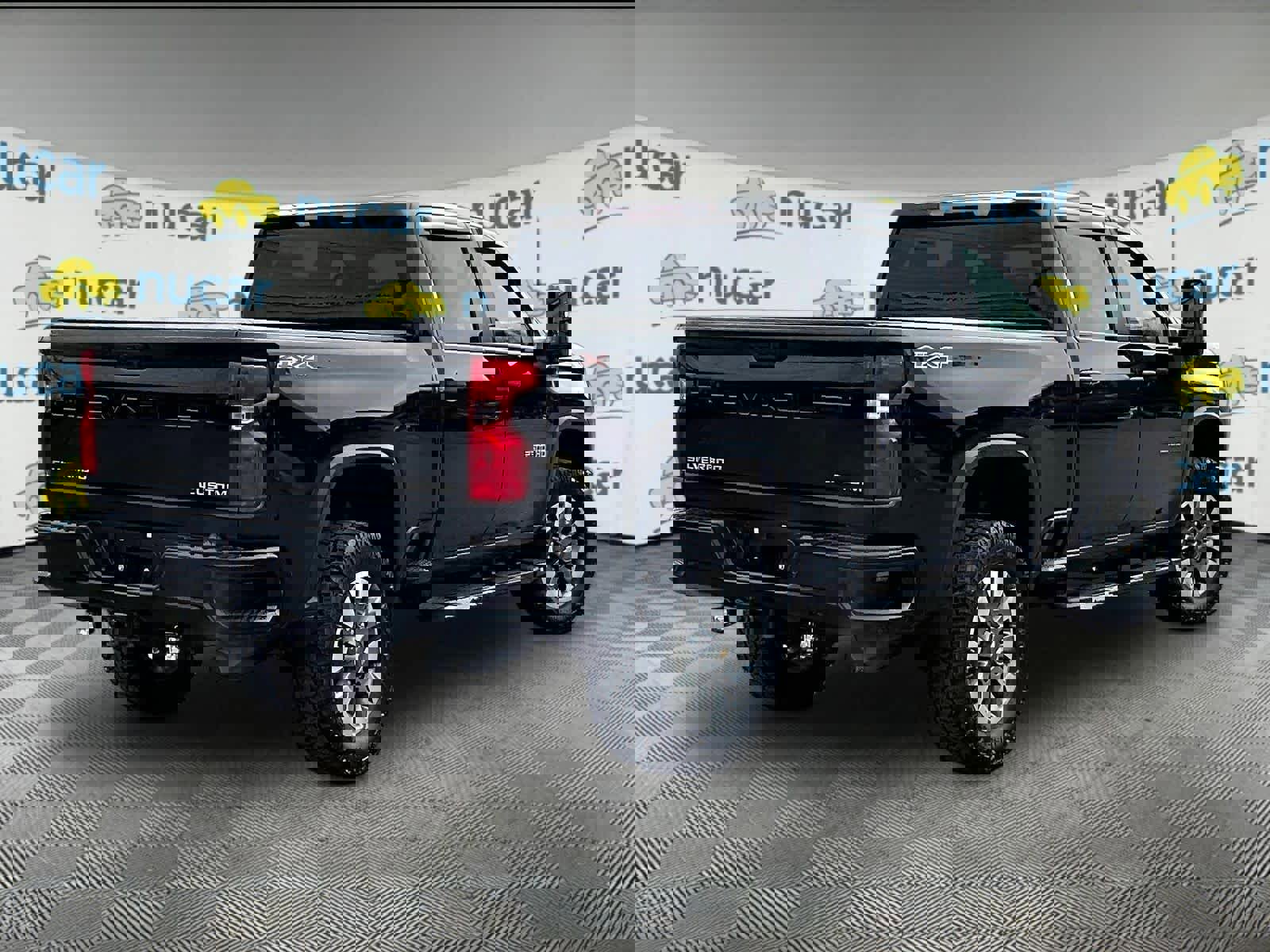 Used 2023 Chevrolet Silverado 2500 Custom w/ Custom Value Package image 6