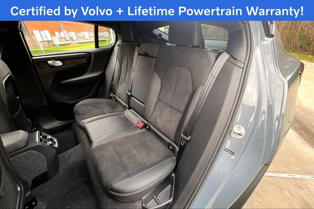Certified 2023 Volvo C40 P8 Recharge Ultimate w/ Protection Package Premier image 33
