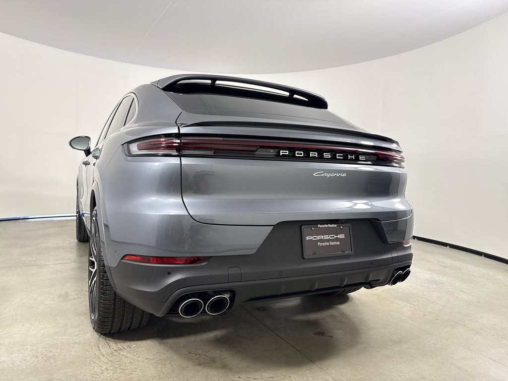 New 2026 Porsche Cayenne Coupe AWD/4WD image 19