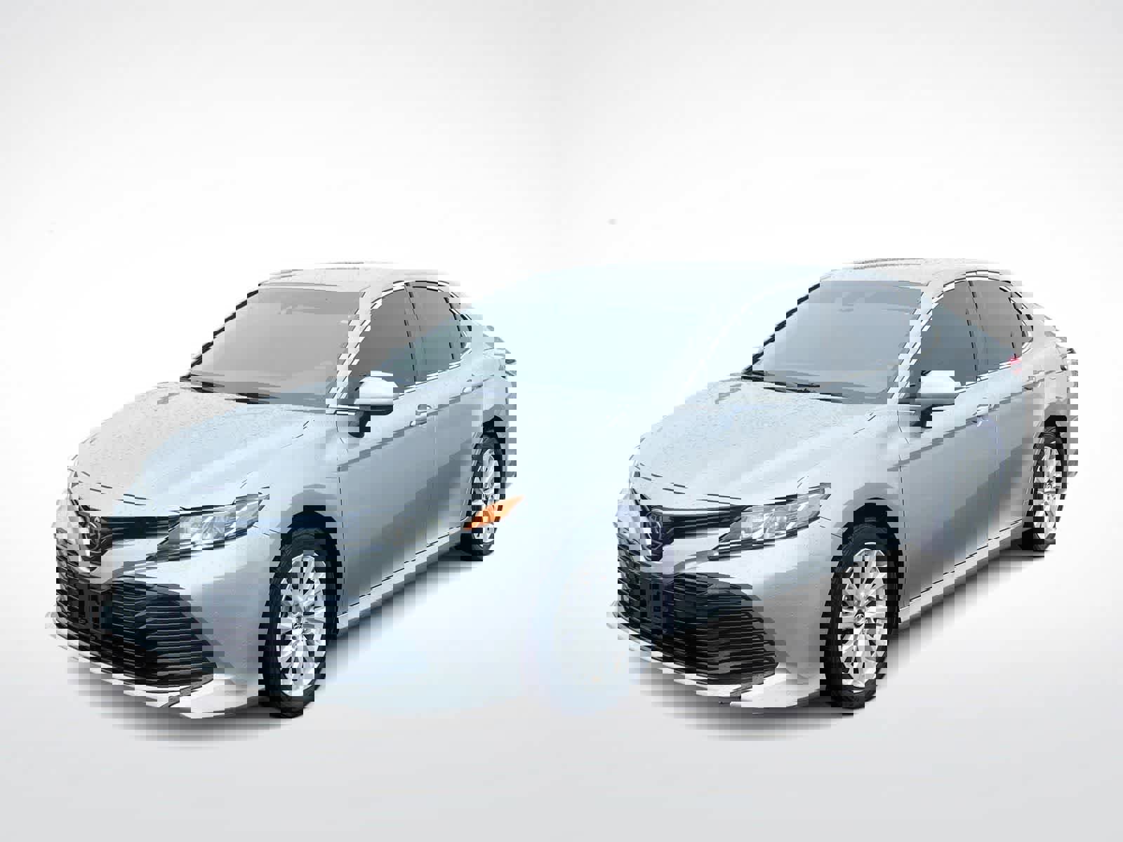 Used 2019 Toyota Camry LE image 4