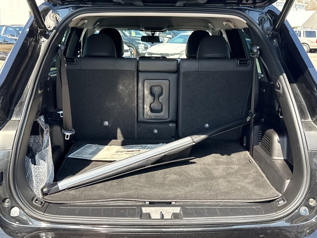 Used 2023 Mitsubishi Outlander SE image 18