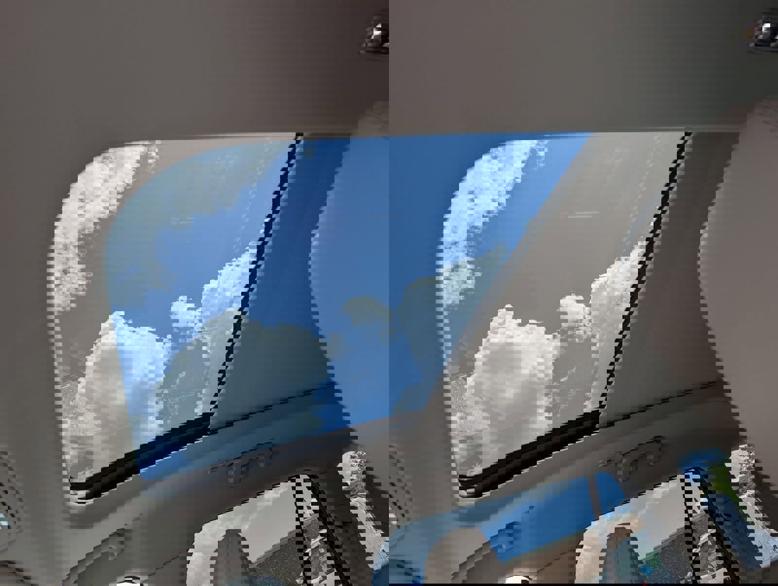 Used 2023 Lincoln Aviator Reserve w/ Equipment Group 201A image 16