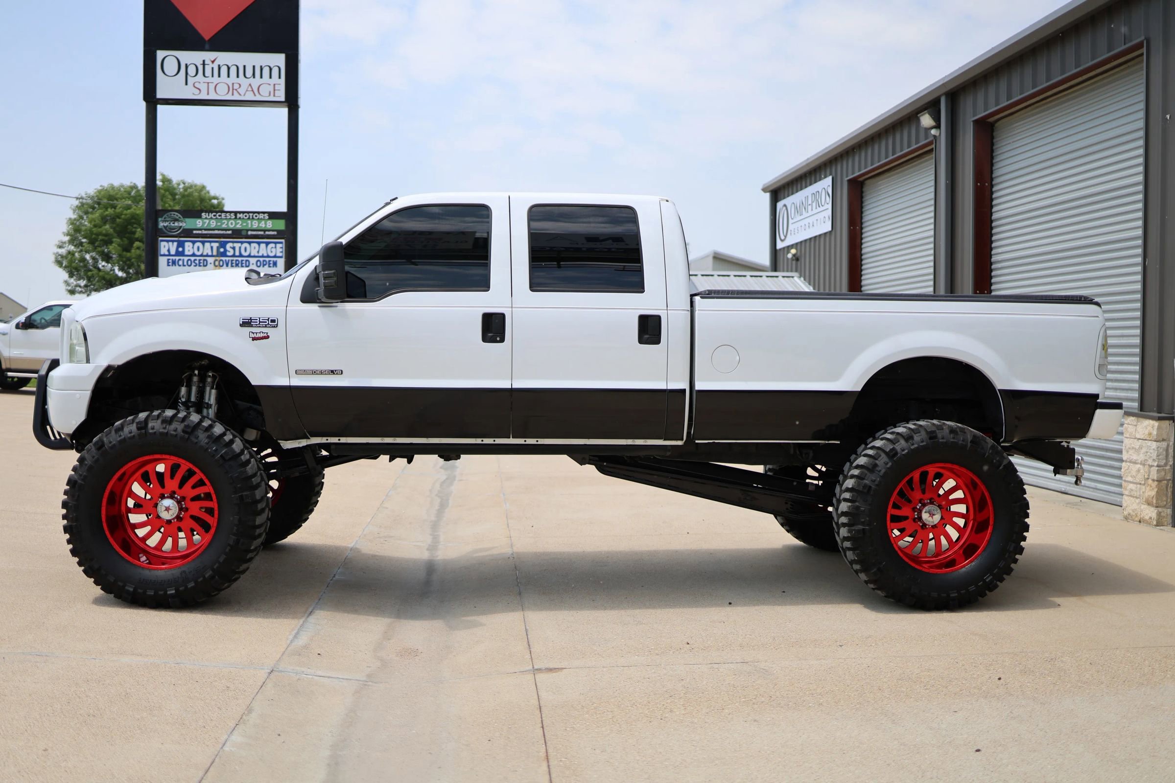 Used 2001 Ford F350 XLT image 7