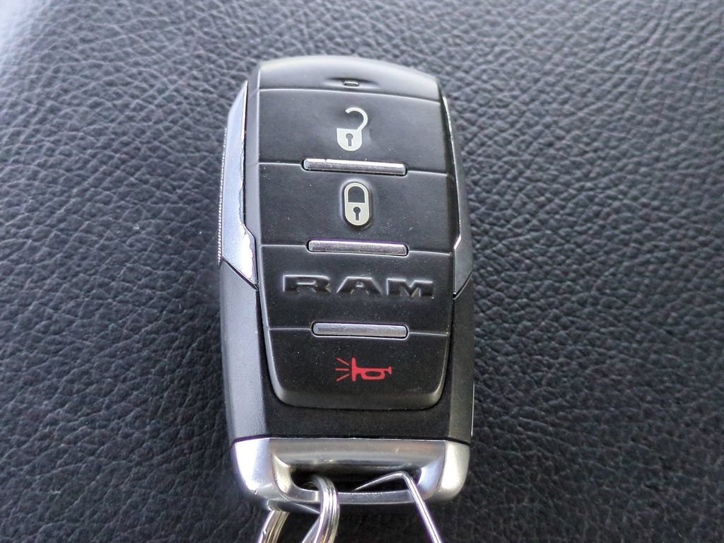 Used 2023 RAM 1500 Big Horn AWD/4WD image 27