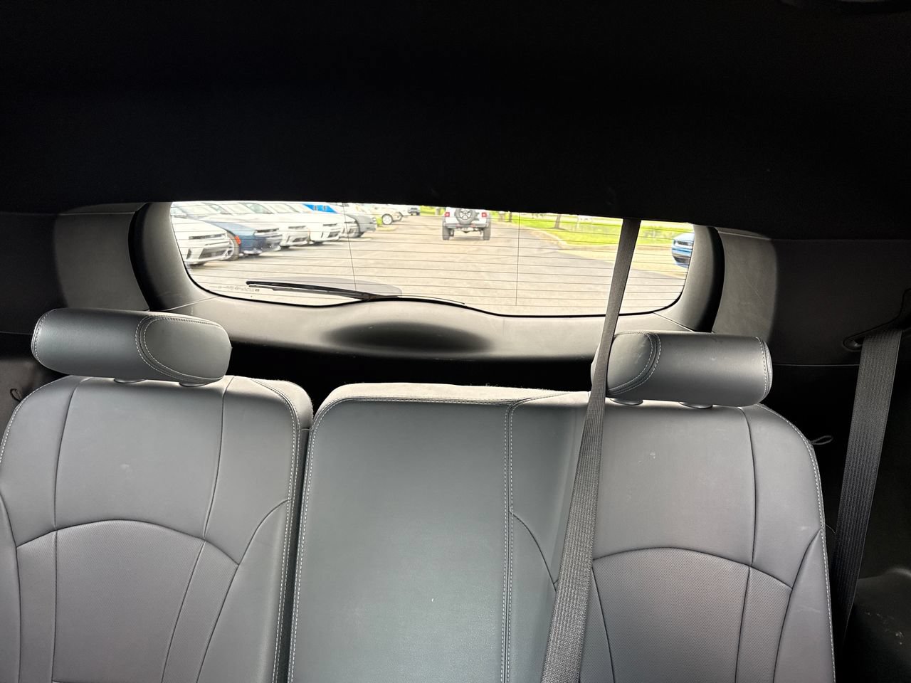 Used 2024 Buick Enclave Essence w/ Sport Touring Edition FWD image 14
