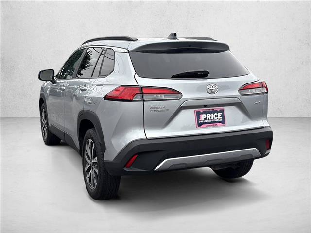 Certified 2025 Toyota Corolla Cross XLE FWD image 7