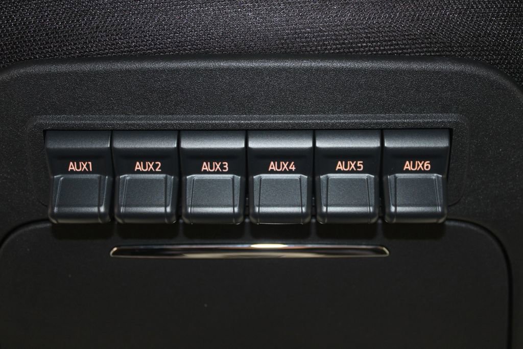 New 2026 Ford F250 Lariat w/ Chrome Package image 57